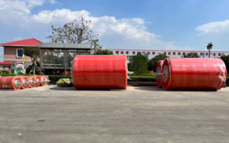 泡沫填充护舷相较于DA型、SA型等传统橡胶护舷的若干优势